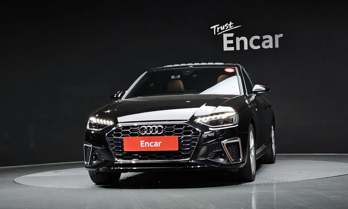 Audi A4 — фото 5