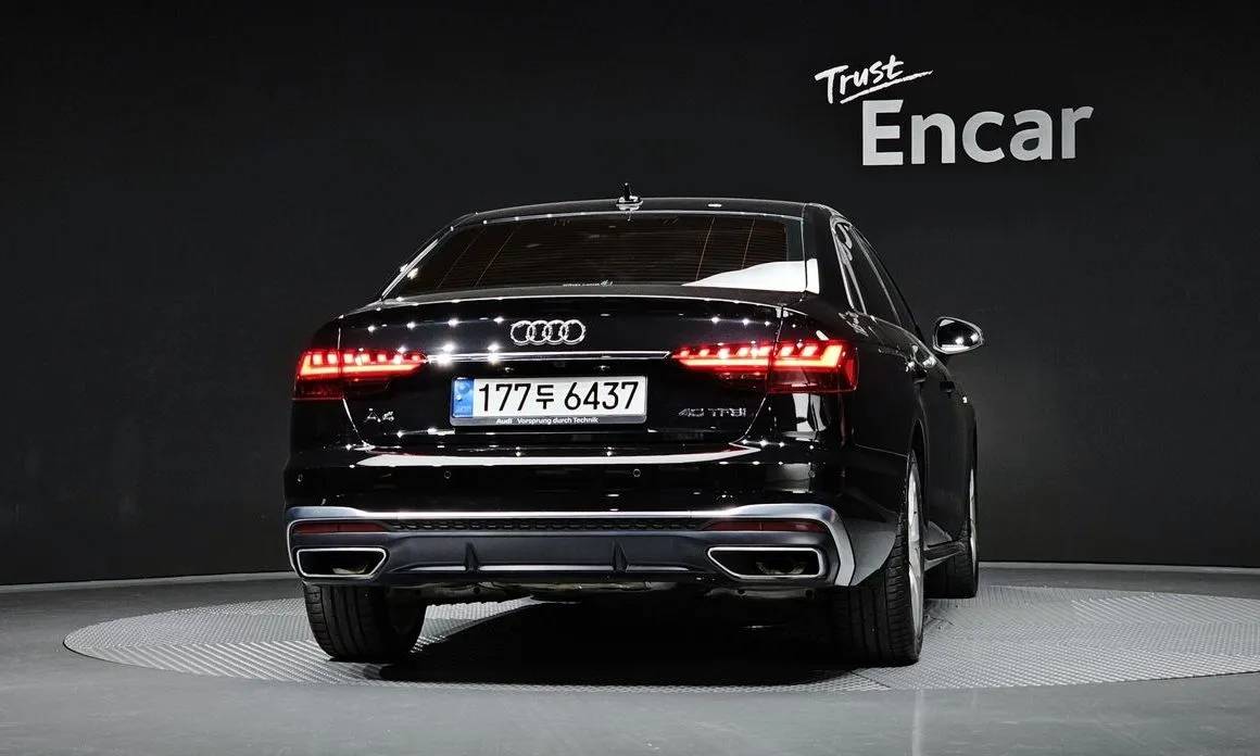 Audi A4 — фото 3