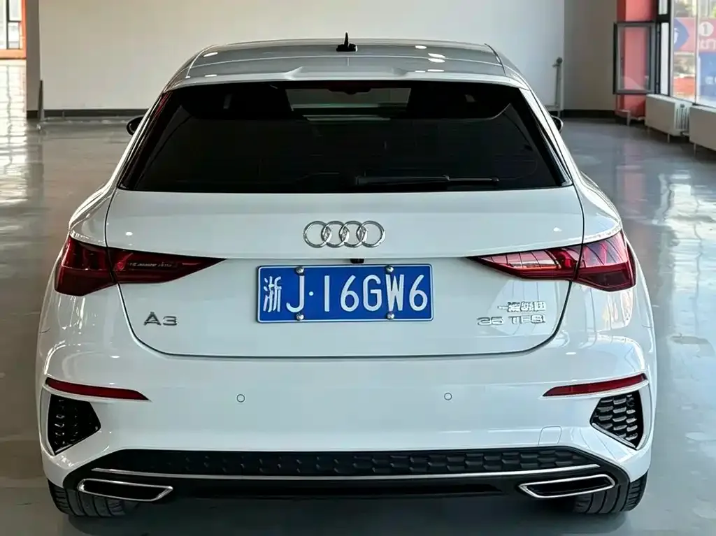 Audi A3 — фото 2