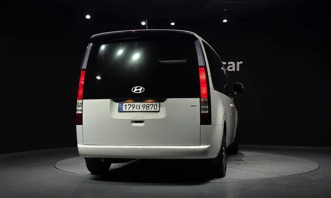 Hyundai Staria — фото 4