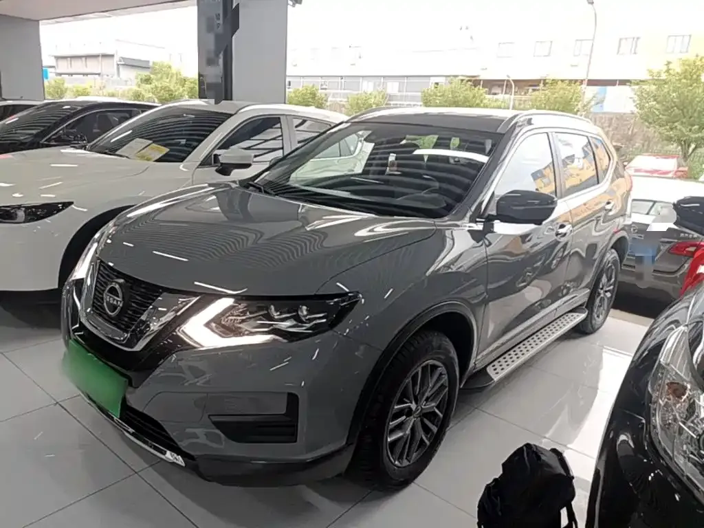 Nissan X-Trail — фото 10