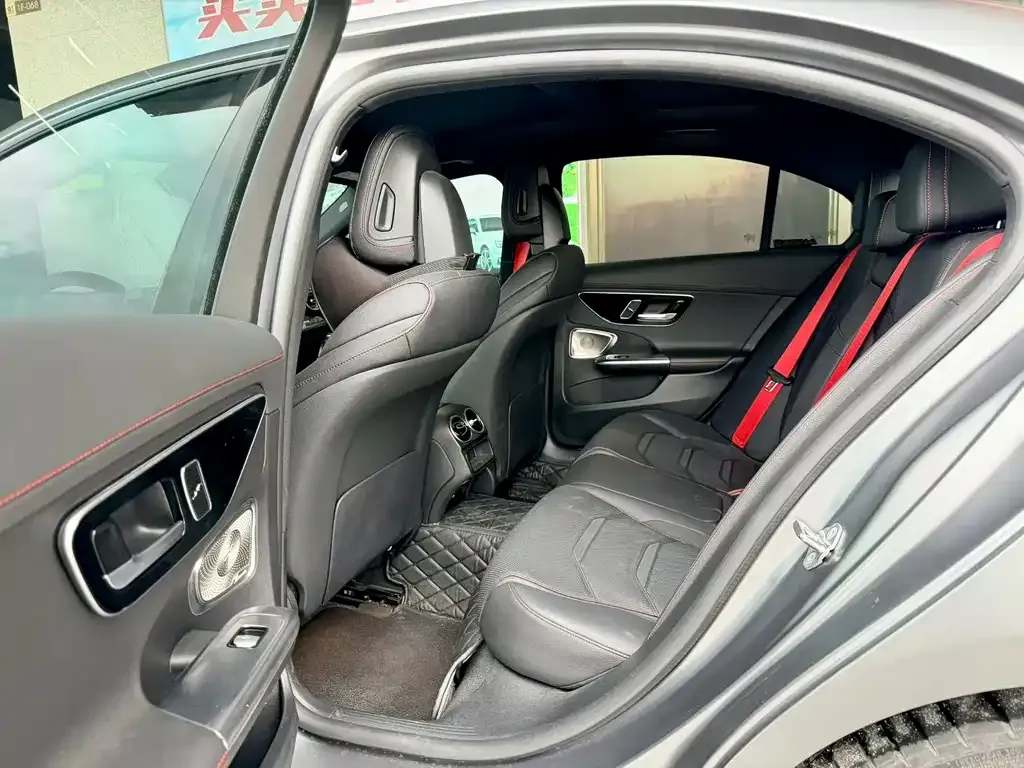 Mercedes-Benz C-Class AMG — фото 6