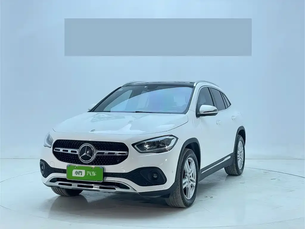 Mercedes-Benz GLA — фото 1