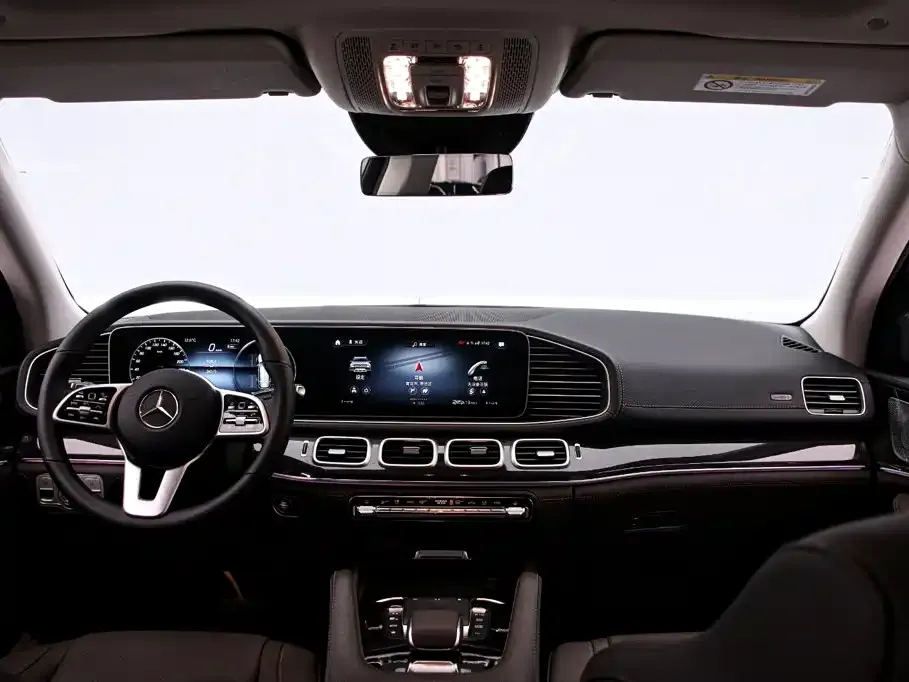 Mercedes-Benz GLS — фото 7