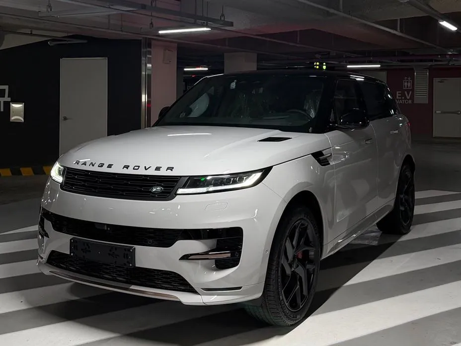 Land Rover Range Rover Sport — фото 1