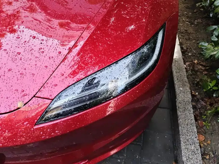 Tesla Model 3 — фото 3
