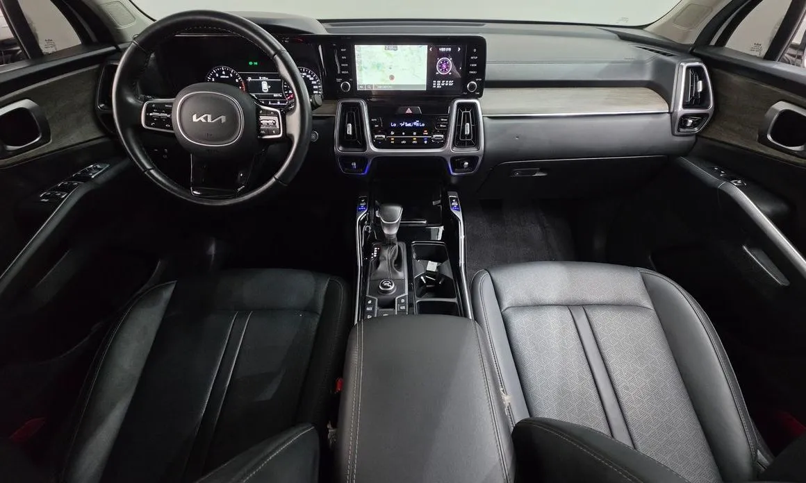 Kia Sorento — фото 4