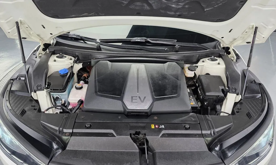 Kia EV6 — фото 9