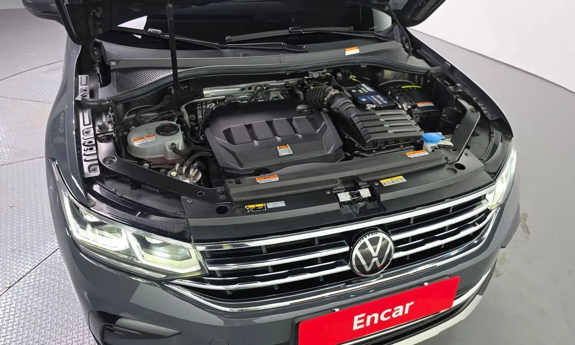 Volkswagen Tiguan — фото 8