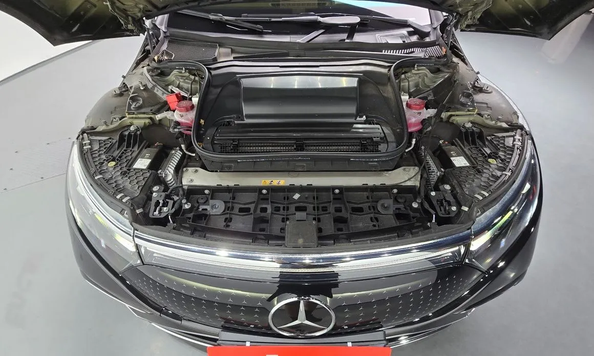 Mercedes-Benz EQS — фото 10