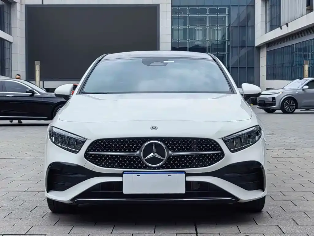 Mercedes-Benz A-Class — фото 2