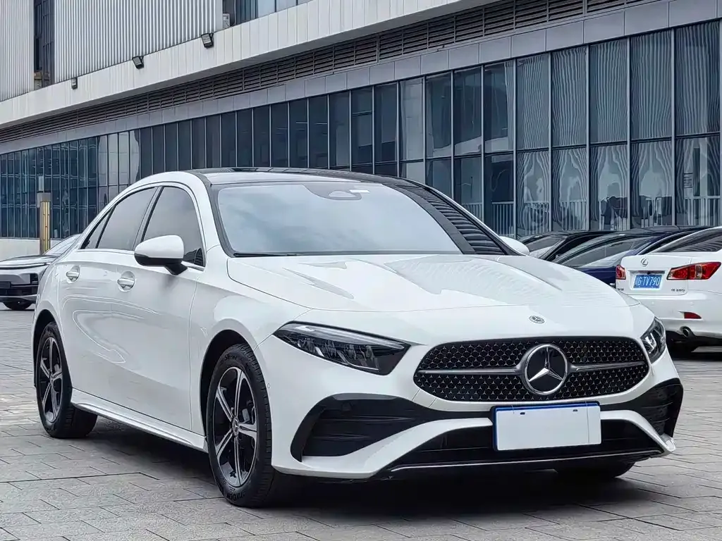 Mercedes-Benz A-Class — фото 4