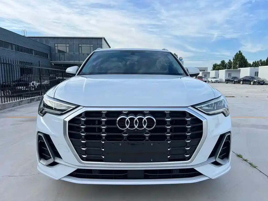 Audi Q3 — фото 2