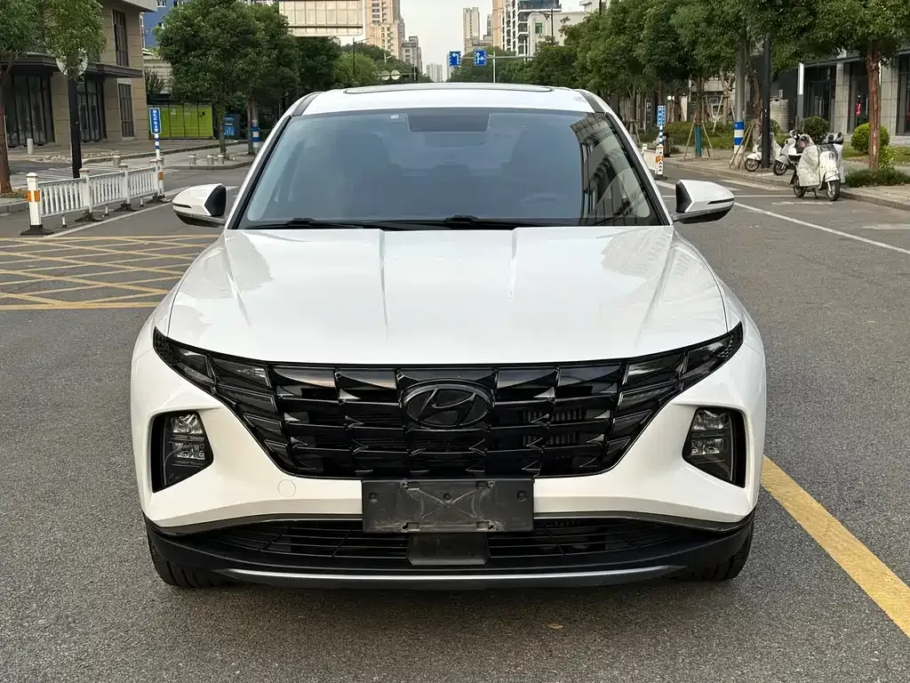 Hyundai Tucson — фото 6