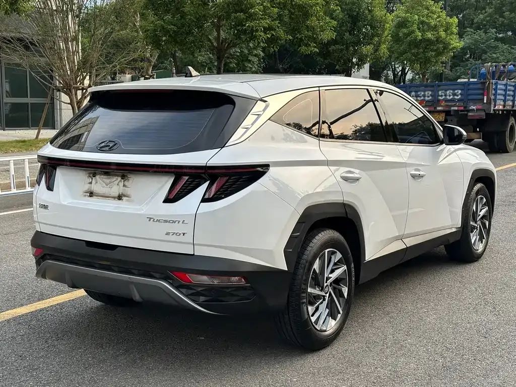 Hyundai Tucson — фото 10