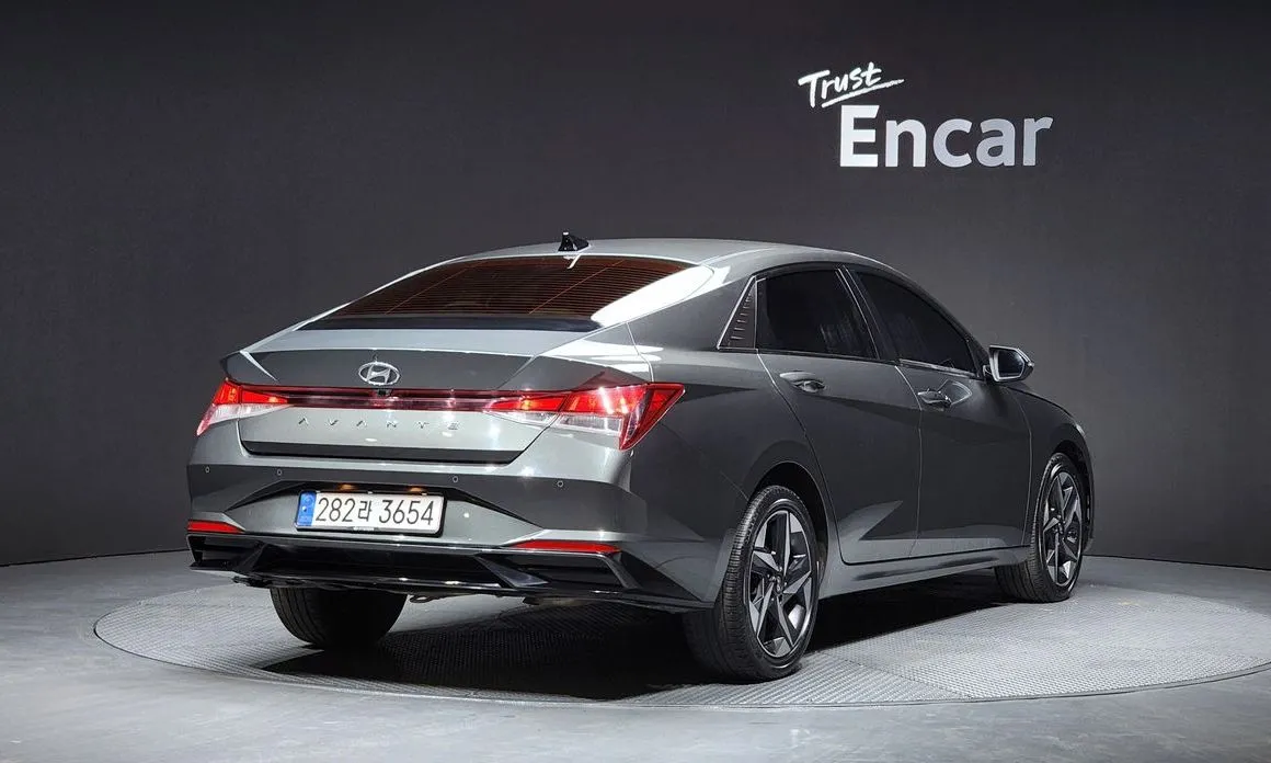 Hyundai AVANTE — фото 3