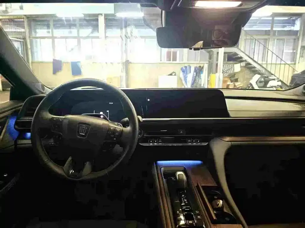 Toyota Crown (Import) — фото 5