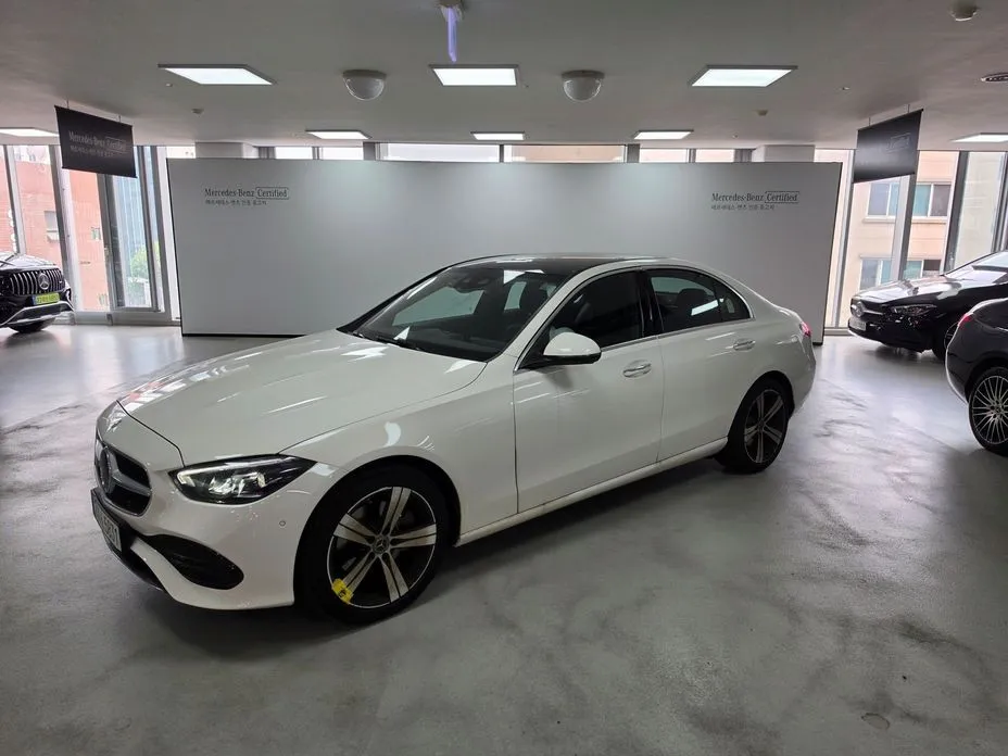 Mercedes-Benz C-Class — фото 1