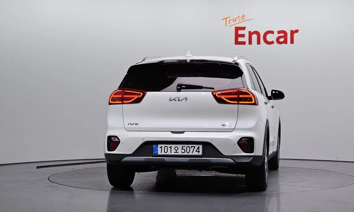Kia Niro — фото 4