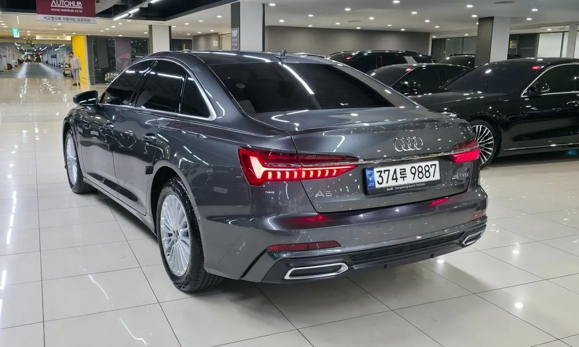 Audi A6 — фото 2