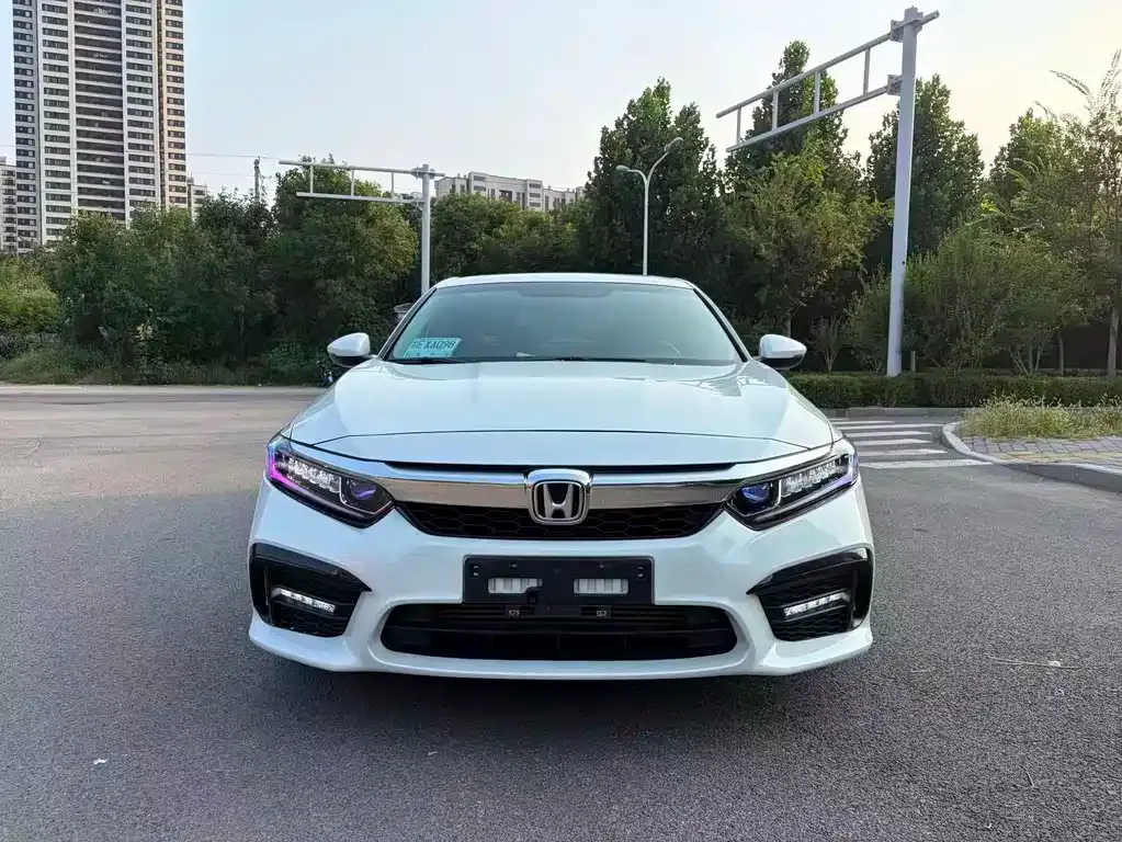 Honda Inspire — фото 5