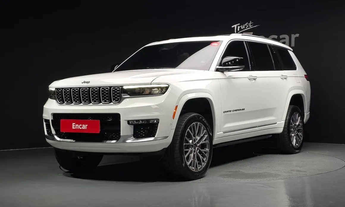 Jeep Cherokee — фото 1