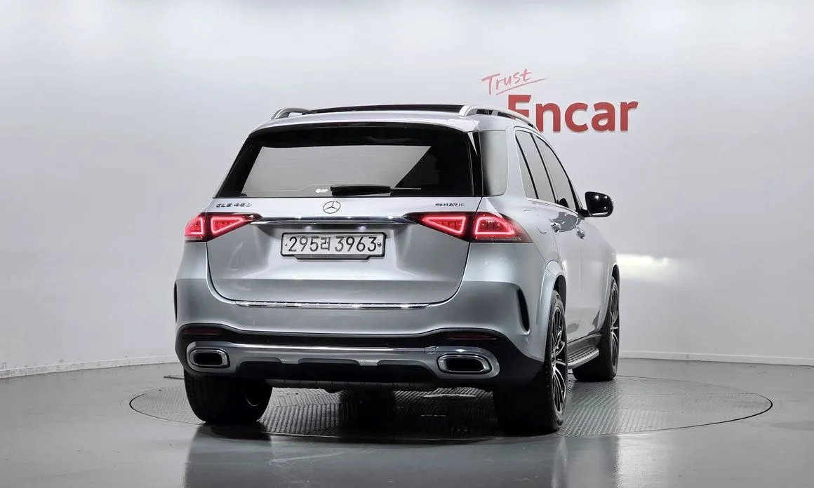 Mercedes-Benz GLE-Class — фото 5