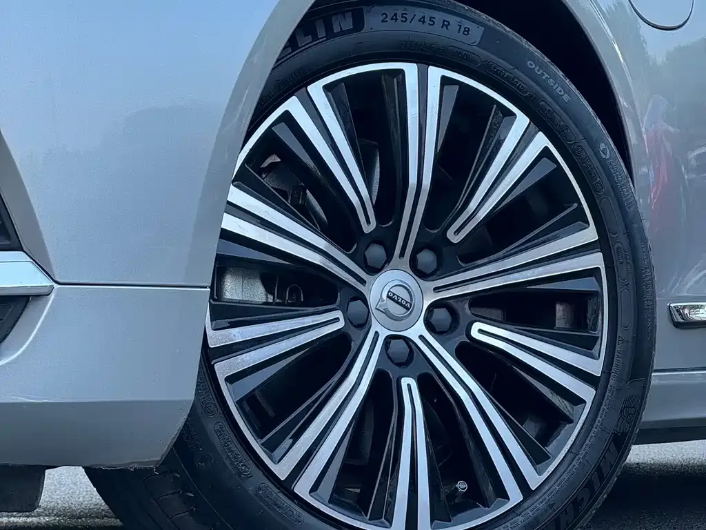 Volvo S90 PHEV — фото 9