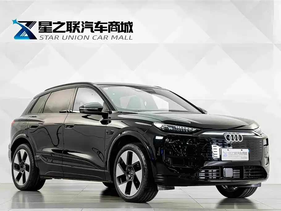 Audi Q6L e-tron — фото 2