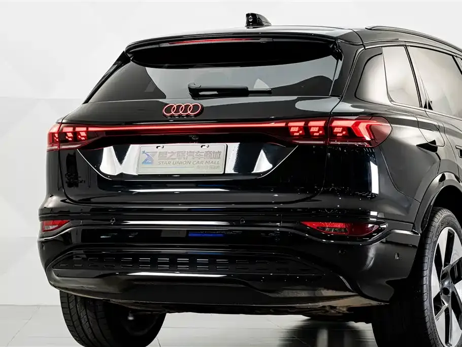 Audi Q6L e-tron — фото 6