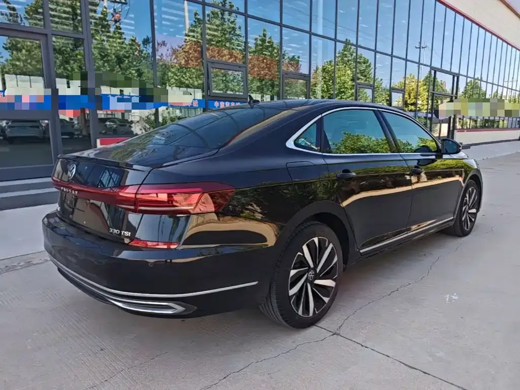 Volkswagen Passat — фото 5