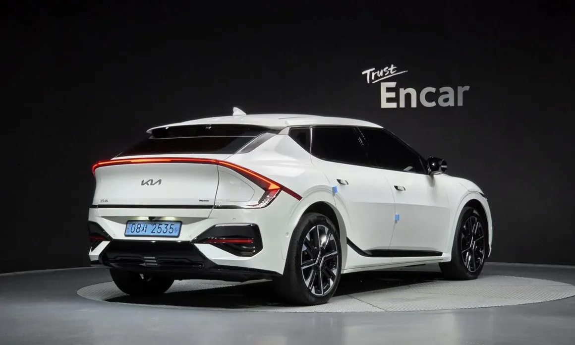 Kia EV6 — фото 2