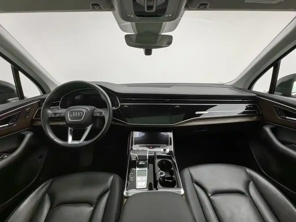 Audi Q7 — фото 4