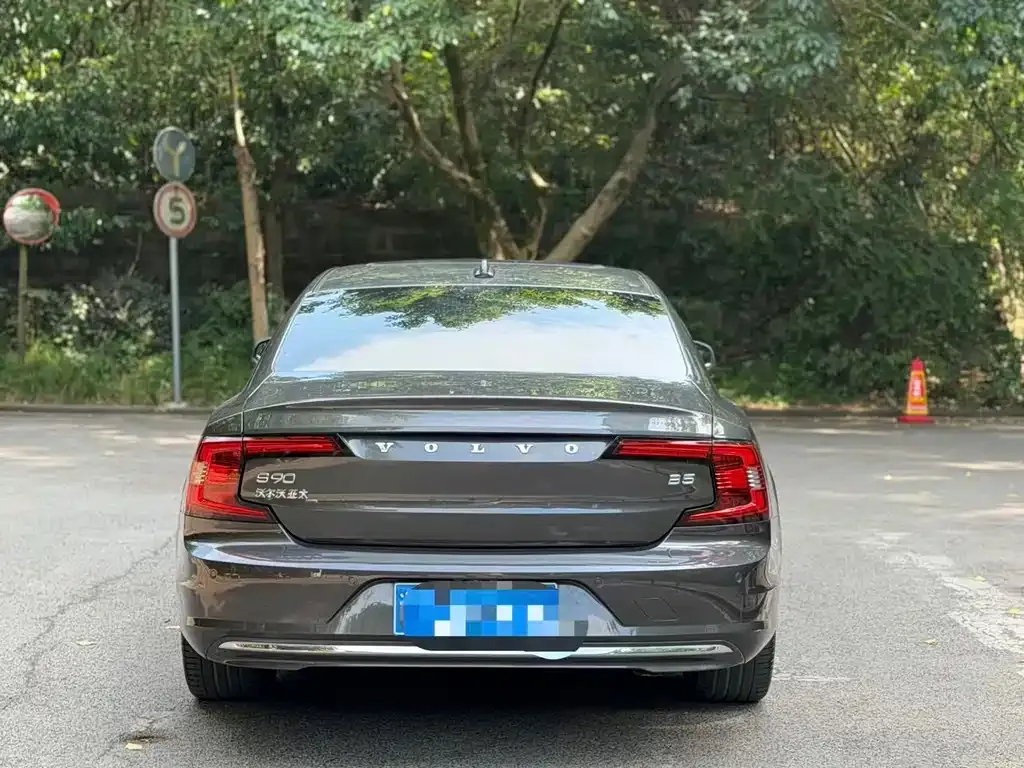 Volvo S90 — фото 4