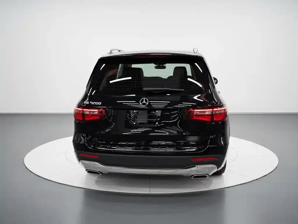 Mercedes-Benz GLB — фото 6