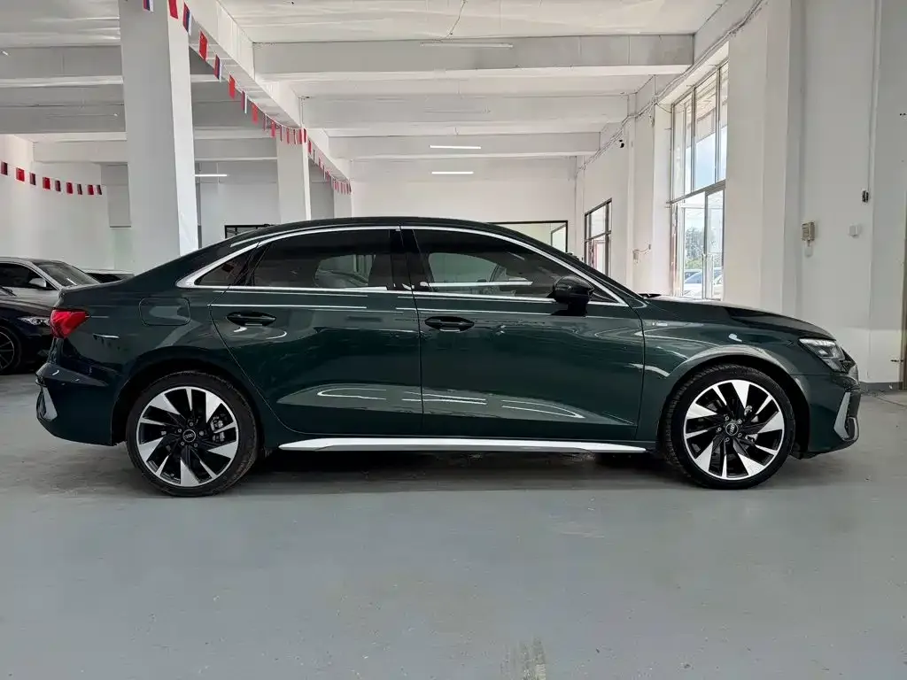 Audi A3 — фото 2