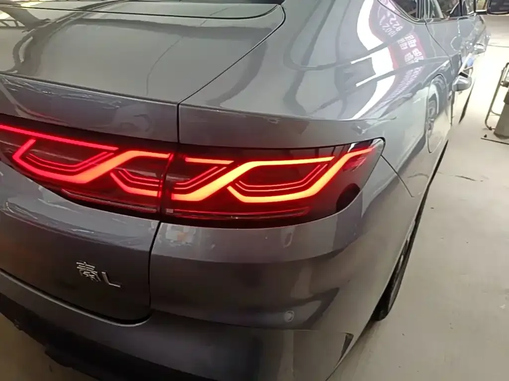 BYD Qin L — фото 2