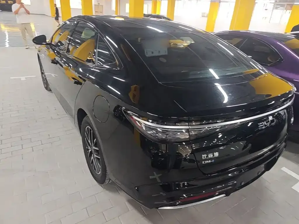 BYD Seal 07 DM-i — фото 7