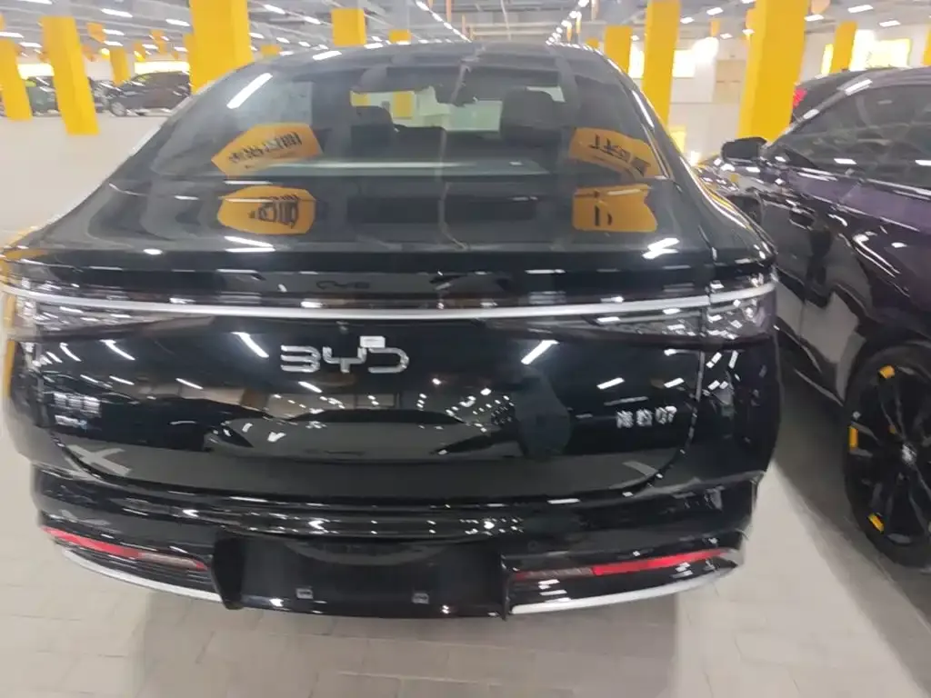 BYD Seal 07 DM-i — фото 6
