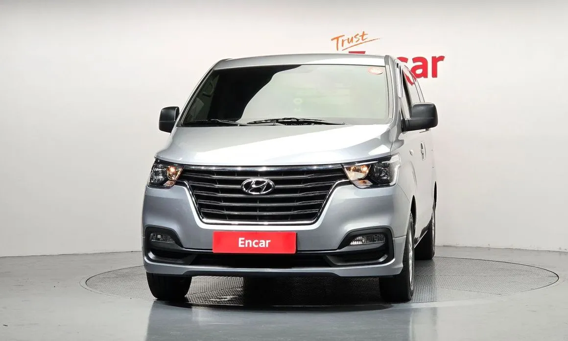 Hyundai Starex — фото 2