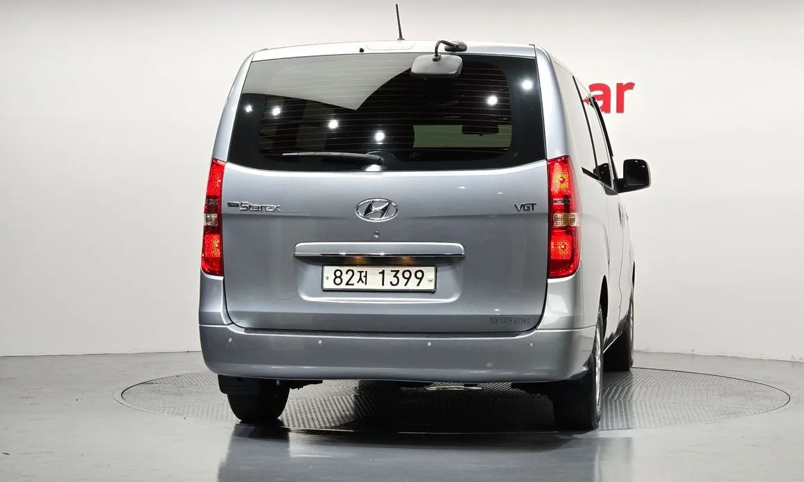 Hyundai Starex — фото 4