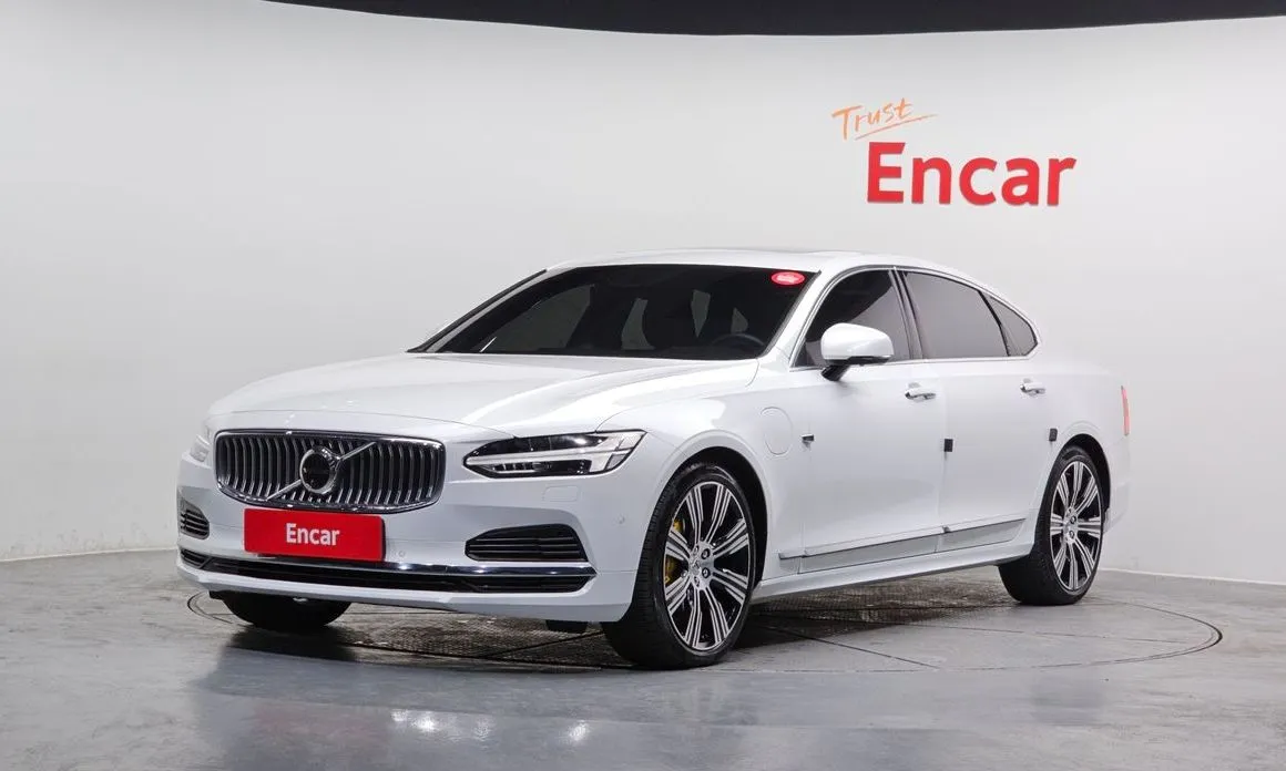 Volvo S90 — фото 1