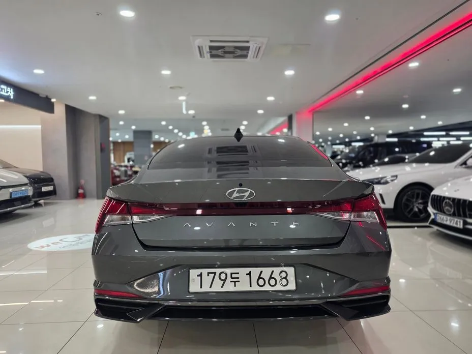 Hyundai AVANTE — фото 2