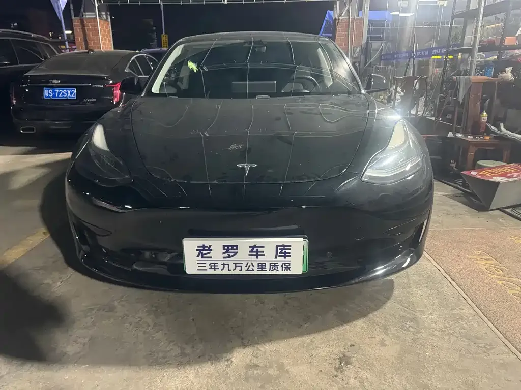 Tesla Model 3 — фото 6