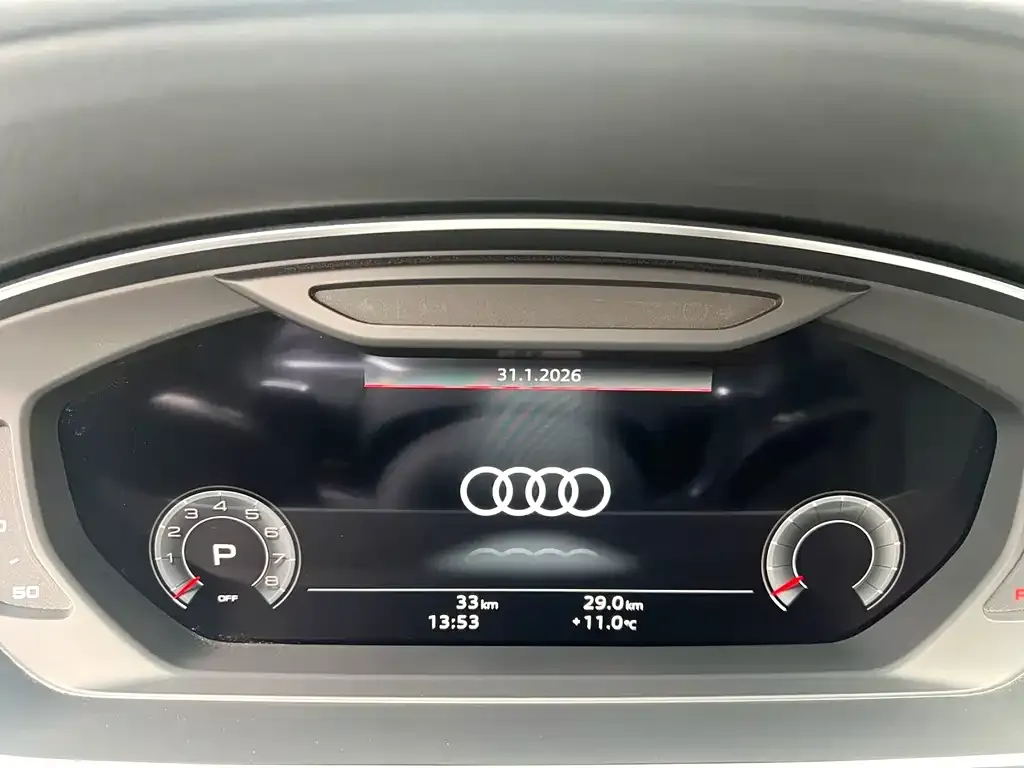 Audi A8 — фото 8