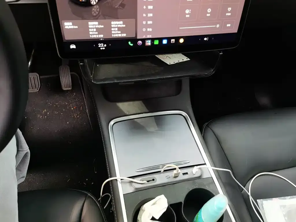 Tesla Model Y — фото 3