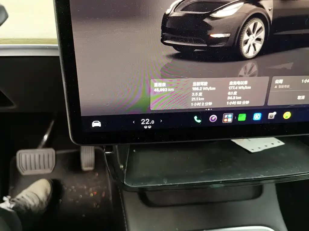 Tesla Model Y — фото 5