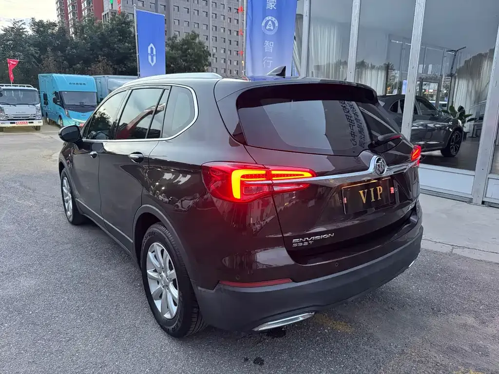 Buick Envision Plus — фото 7