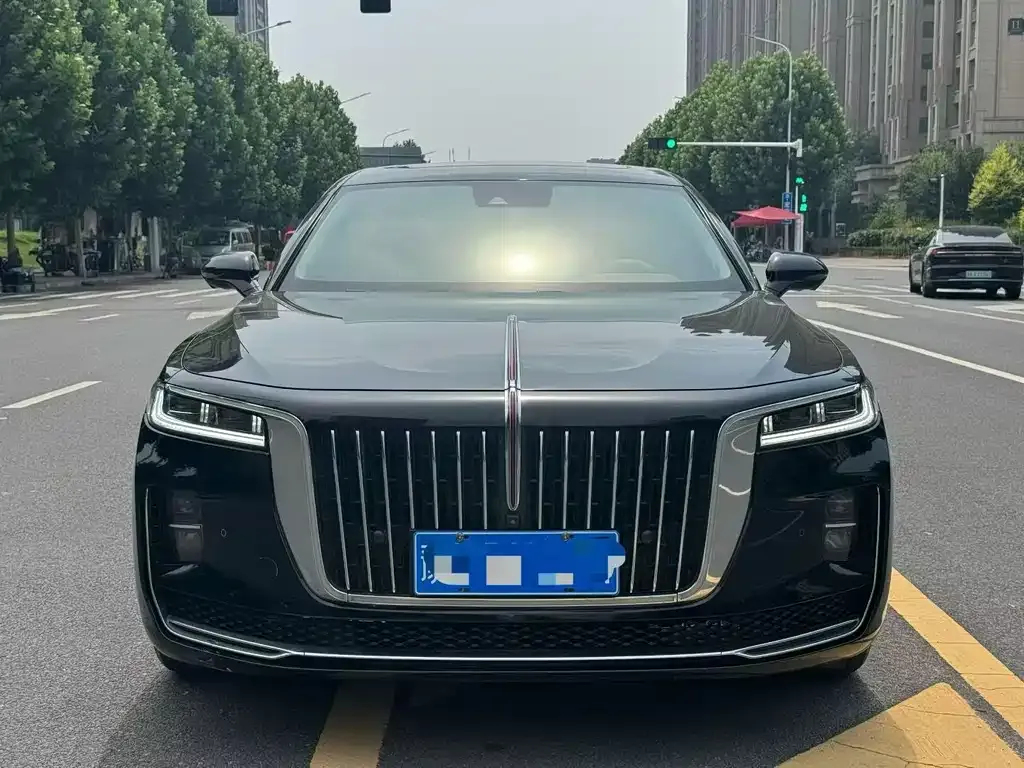 Hongqi H9 — фото 2