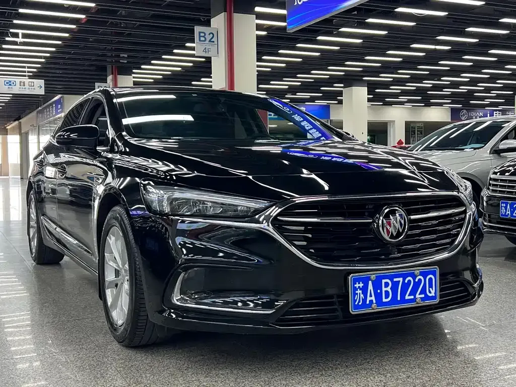 Buick LaCrosse — фото 2